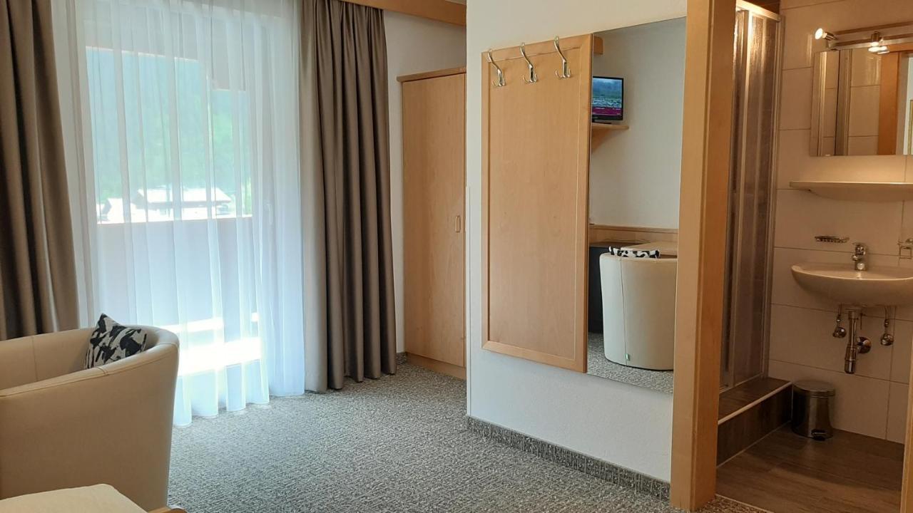 Hotel Garni Bergland Neustift im Stubaital Luaran gambar